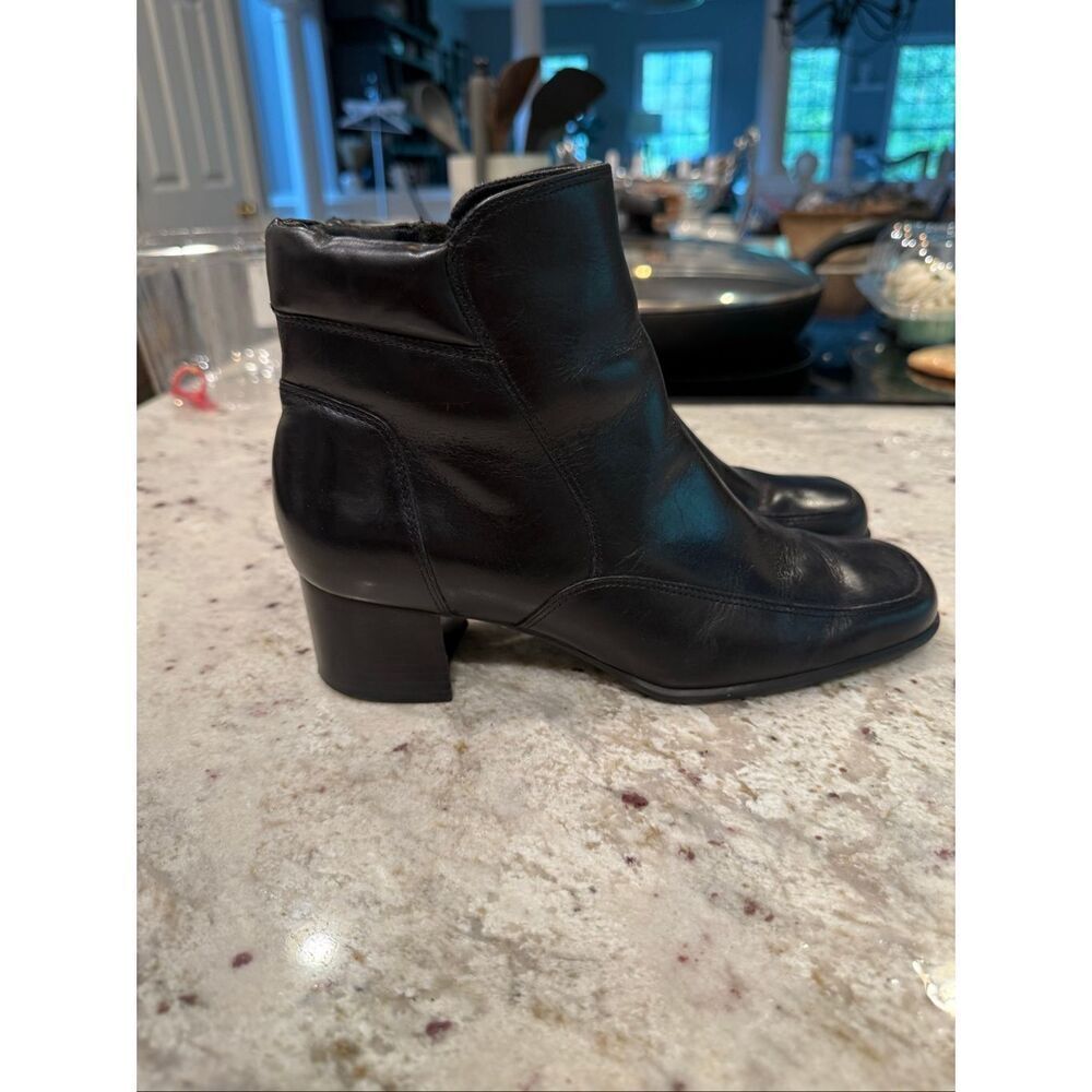 Easy Spirit Black Esmarmota Square Toe Leather Ankle Boot sz 6-1/2